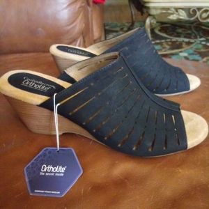 Croft & Barrow Wedge Sandal New size 8.5